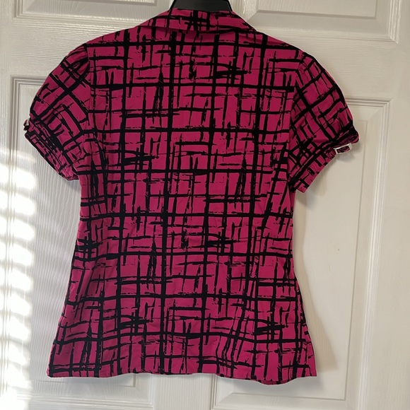 Apt 9  top L - Picture 3 of 9